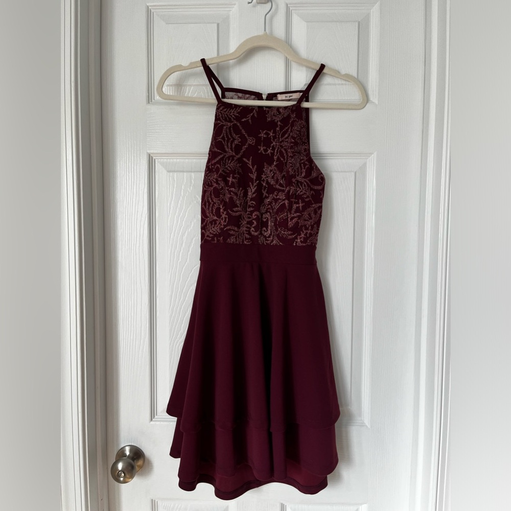Mi Ami burgundy dress. Gorgeous and perfect for holiday parties!